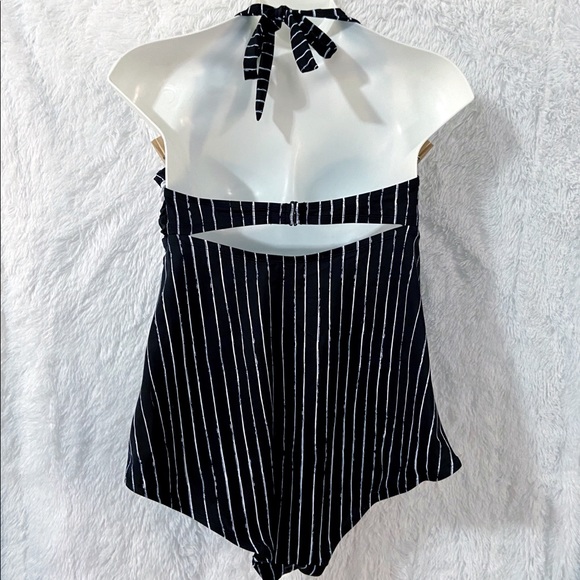 Black and White Striped Women's Swimsuit - Picture 5 of 7